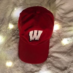 🔻🔺Unisex Wisconsin Badgers Baseball Cap🔻🔺